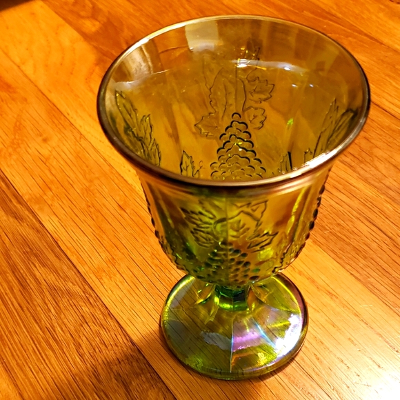 Indiana Glass Other - Indiana Glass 4 piece set/Carnival Glass